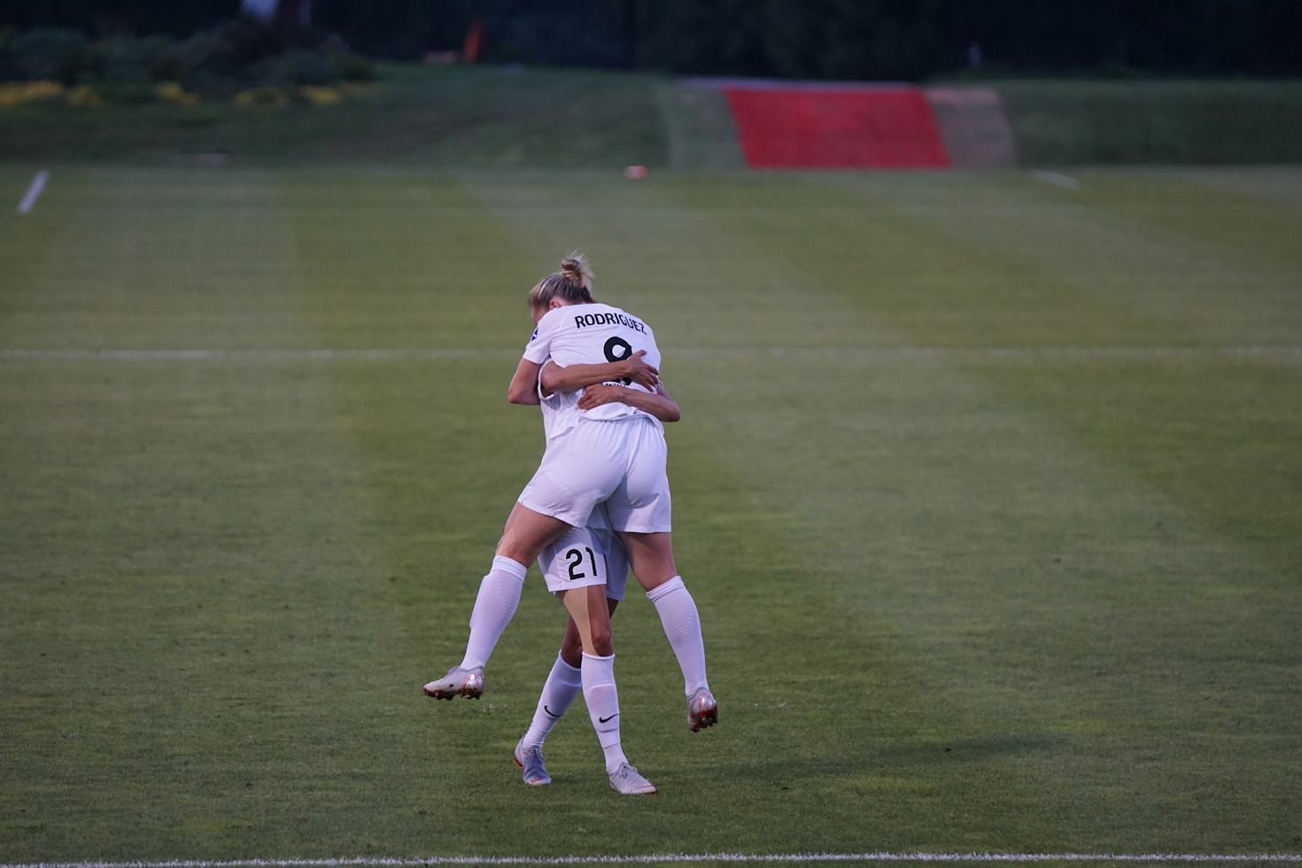 Les équipements indispensables pour les joueuses de football